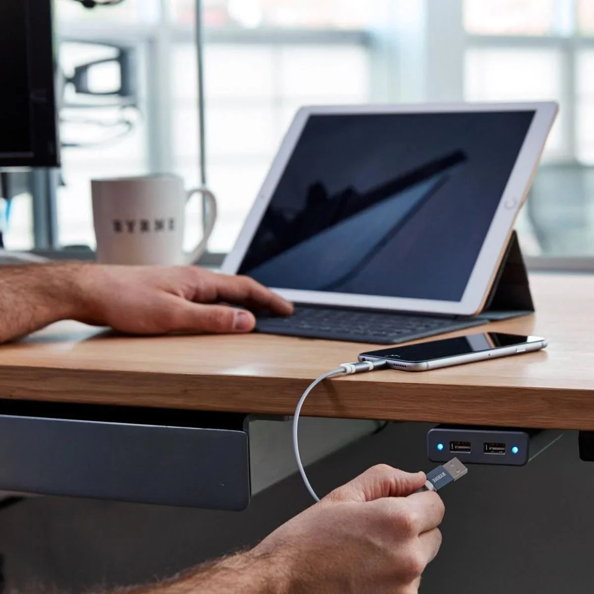 Nano Low Profile Under-Mount Power Port - iMovR