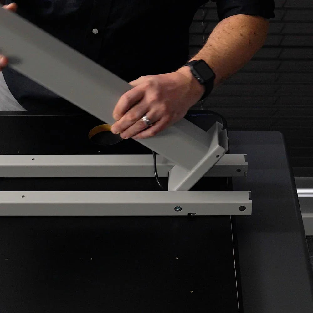 Easy Assembly on the Jaxson Standing Desk